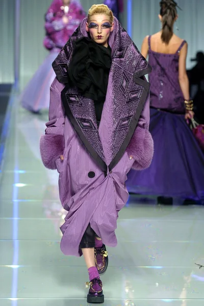 Look 49